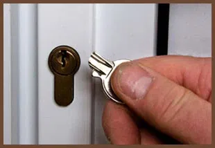 Oxon Hill Locksmith Store Oxon Hill, MD 301-723-7062 - 14-broken-key